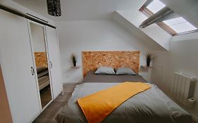 Les Lofts De Provins: Apt 7
